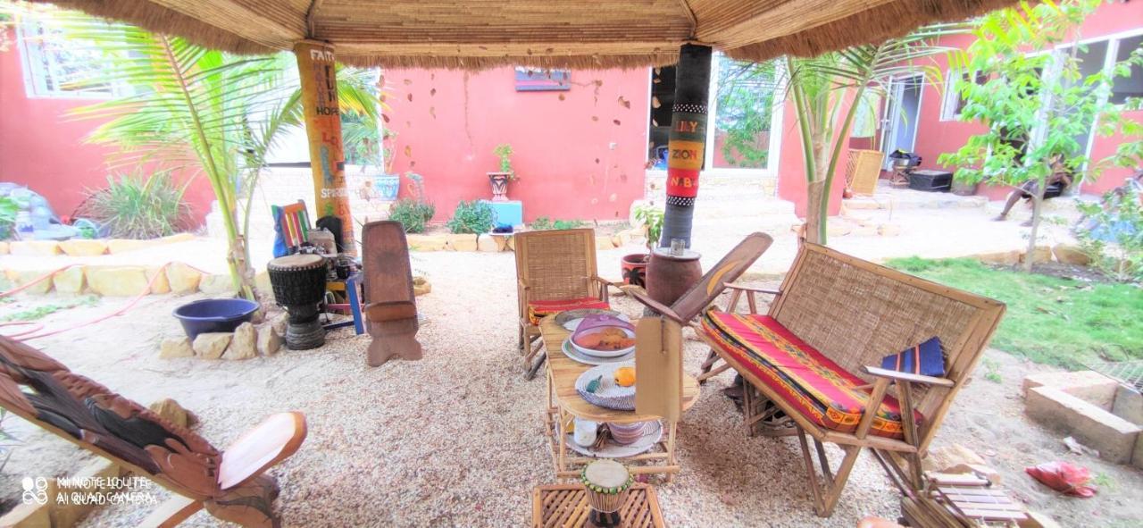 Zion - Lily'S Paradise Toubab Dialaw Exterior photo